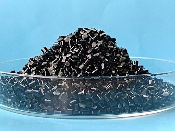 infrared transmitting PC material