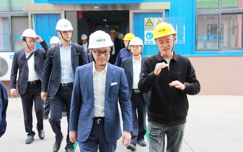 Mr. Hsu Chia-Chang, Chairman of CHIMEI Corporation, and Mr. Hsu Chun-Hua, Honorary Chairman
